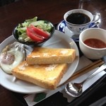 Kuwanomi Kafe - 