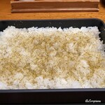 かわ広 - ごはんに山椒をふりかけ