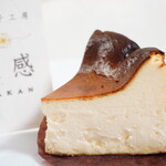 お菓子工房 菓感 - 【2022.12】バスクチーズケーキ(税込480円)
