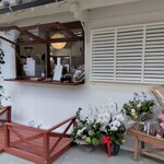 B-yond - 店舗外観③