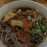 一〇そば - ネギの緑もいいね