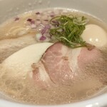 蛤麺しちり - 蛤ラーメン味玉¥1,100