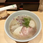 蛤麺しちり - 蛤ラーメン味玉¥1,100