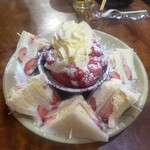 焼肉 はせ川 - いちごサンド2022.11.27