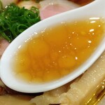 らぁ麺すみ田 - あっさり醤油スープ
