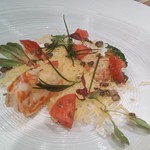 Convivio - 25年5月　お友達のメイン　赤海老とジャガイモ、ミモザ