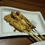 魚民 - （コース６品目）鶏もも串炙り焼　※３人分