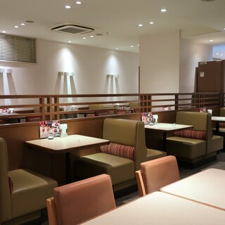 ロイヤルホスト_2