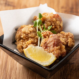 お酒に合わせてお召し上がりいただける一品料理も多彩！