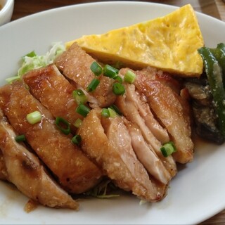 無国籍ごはん マガリ_0