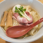 自家製麺 くろ松 - 料理写真:白醤油の特級