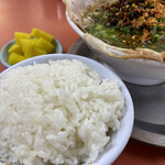 もっこす - そうそう､角切りタクアンも取り放題なので
      白ご飯はタクアンのみでいただくかなー
      (*´艸`)ﾌﾌﾌｯ♡