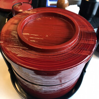 鰻割烹 伊豆栄 本店 - じゃじゃーん*\(^o^)/*姫御膳らしく美しい塗りの器が登場〜。