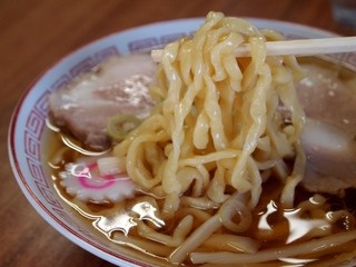 Shokudou Namae - 極太手打ちチャーシューメン　麺