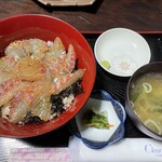 海鮮の泉 - 真鯛ゴマ漬け丼