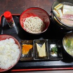 海鮮の泉 - 葱鮪鍋定食