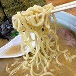 ラーメン六角家 - 麺リフトで