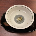 Kyou Kaiseki Minokichi - 北山
      香煎茶