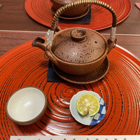 京懐石 みのきち 新宿住友店 - 北山
                    椀替　松茸土瓶蒸し 鱧 銀杏 みつば