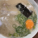 来久軒 - 生玉子、今や佐賀んラーメンのしるし！