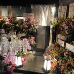 Yakitori Fuku - ものすごいお花の数です！