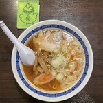 恵比寿 - ワンタンメン(手打ち麺Ver.)