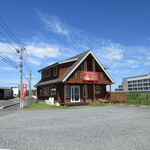 アラペイザンヌ - 店前に駐車場