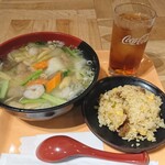 阿里城 - 海老入りうま煮ラーメン+半チャーハンセット