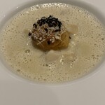 フランス料理研究室 アンフィクレス - トピナンブールのスープ