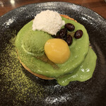 星乃珈琲店 - 抹茶のスフレパンケーキ