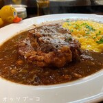 オステリアブッコ ボロネーゼ - ☺︎骨つき牛すね肉の煮込み サフランリゾット添え