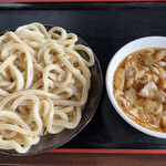 田舎うどん 太田屋 - 冷たい麺と暖かい汁、肉、2倍。