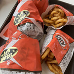 Ａ＆Ｗ - 