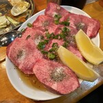 焼肉ホルモン 万千 - 