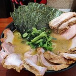 横浜家系らーめん 天王家 - 