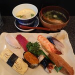 丸長寿司 - サービスランチ(握り9貫・茶碗蒸し・お椀)1100円