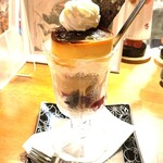 Cafe B+ - プリンパフェ