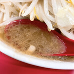 ラーメン二郎 一橋学園店 - 微乳化スープ