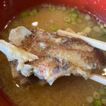 魚幸 - 魚アラの入った味噌汁はコレまた滋味あり