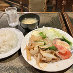 カフェレストラン 泥人形 - 