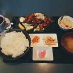 ろしなん亭 - 上州麦豚のヒレ唐揚げ定食 (1,315円・税込)