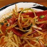 俺の中華たなか家 - 葱リフト⤴️白髪葱と言うよりは赤白髪葱(笑)に変身❗