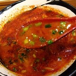 俺の中華たなか家 - スープ連撃リフト⤴️ピント◉が超イマイチ(^_^;)ですが、辛さ✷✷✷伝わりますでしょうか？