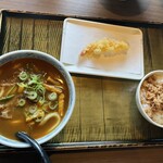 かまど - 相方：カレーうどん定食