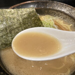 らーめん 喜丸 - スープ