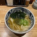 うどん嵐 - 220321かけ とろろ昆布、わかめ580円