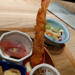 北千住うまや - エビフライはマヨネーズ付き