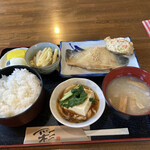 Nagayama - カレイの煮付け定食　800円