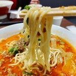 Shizugatake Sabisueria Nobori Sen Resutoran - 四川担々麺 リフト