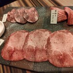 Yakiniku Oshi Wara - 